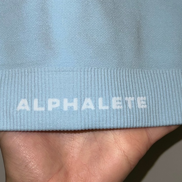 Alphalete Amplify High-Impact Seamless Crossed Back Scrunched Bra Blue Medium 🩵 - Picture 5 of 6